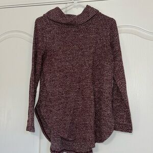 6. Heathered pink purple St John’s Bag sweater size small